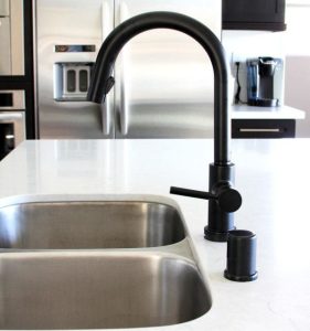 Keran angsa fleksible stainles RINOKS model SD-005BK