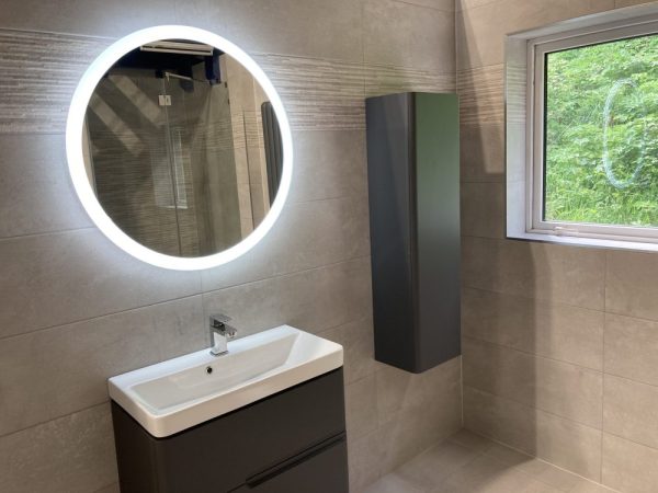 Cermin LED layar sentuh bulat Classica Italiano model CR-j03