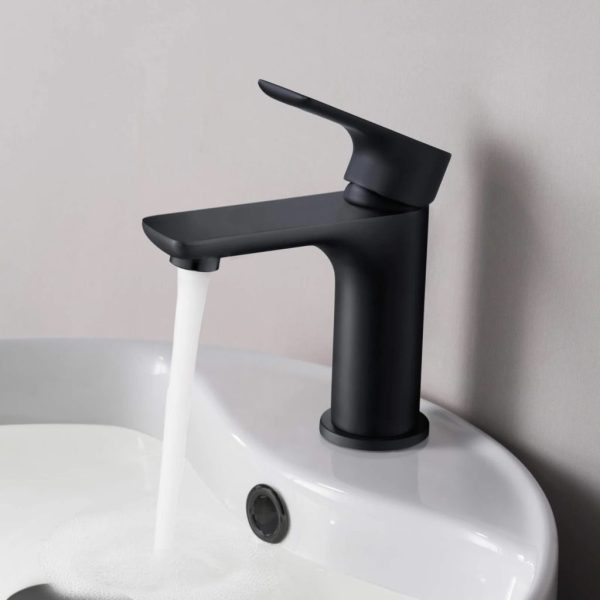 Keran kuningan elegan minimalis anti karat Classica Italiano 7100