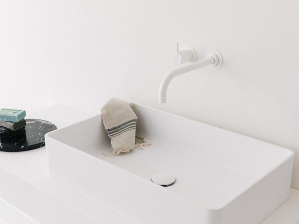 Classica Italiano Wastafel kamar mandi keramik mewah modern kotak